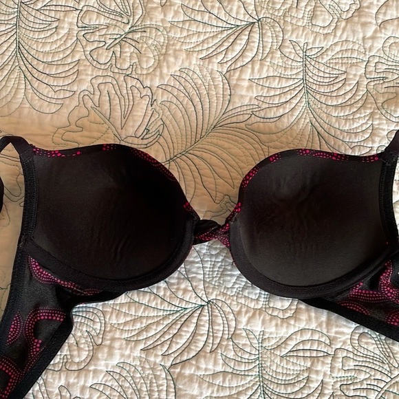 VS Sexy little things Heart bra 32C push-up pink hearts on black mesh - Picture 5 of 6